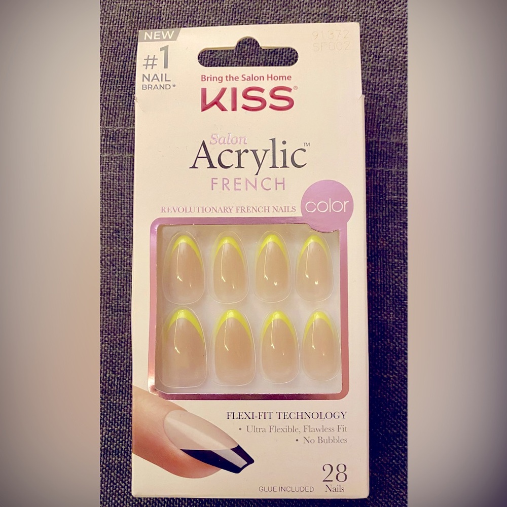 5/$15 NIB Kiss Acrylic French Tip Nails in neon yellow/green, medium length